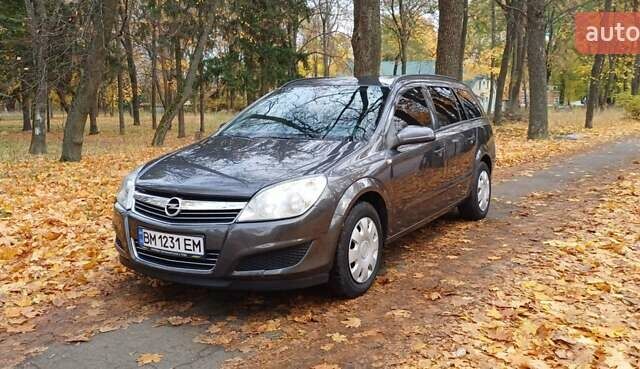 Серый Опель Астра, объемом двигателя 1.6 л и пробегом 255 тыс. км за 5500 $, фото 2 на Automoto.ua