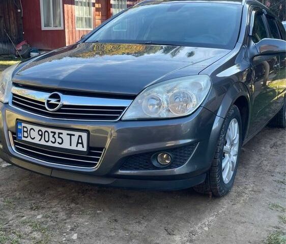 Сірий Опель Астра, об'ємом двигуна 1.6 л та пробігом 205 тис. км за 6488 $, фото 1 на Automoto.ua