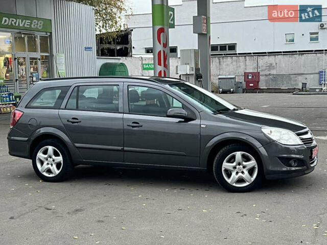 Серый Опель Астра, объемом двигателя 0 л и пробегом 230 тыс. км за 5700 $, фото 7 на Automoto.ua