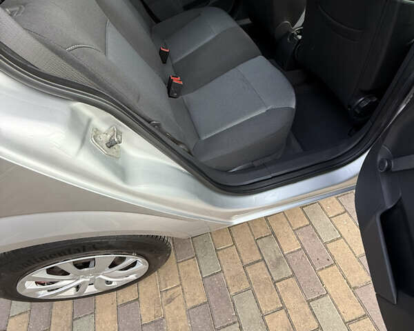 Сірий Опель Астра, об'ємом двигуна 1.7 л та пробігом 254 тис. км за 6800 $, фото 24 на Automoto.ua