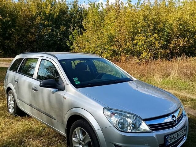 Серый Опель Астра, объемом двигателя 1.4 л и пробегом 113 тыс. км за 5350 $, фото 1 на Automoto.ua