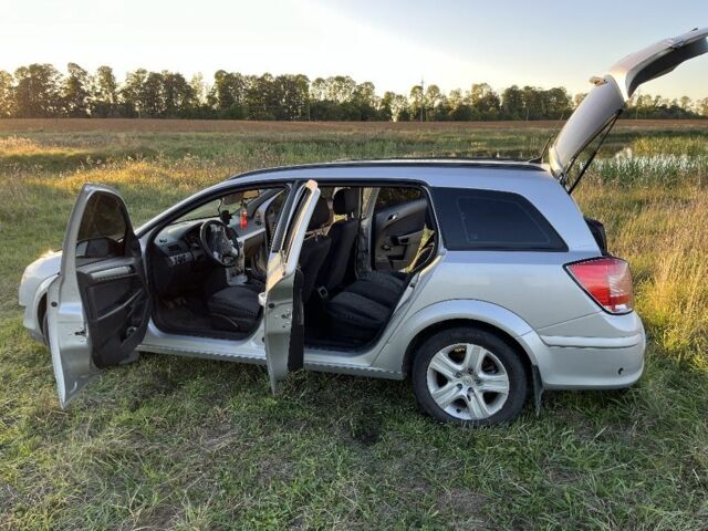 Серый Опель Астра, объемом двигателя 1.6 л и пробегом 243 тыс. км за 4700 $, фото 8 на Automoto.ua