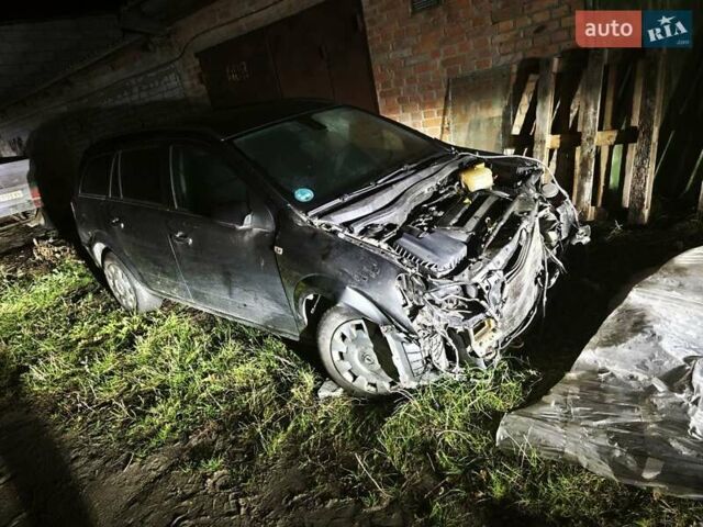 Сірий Опель Астра, об'ємом двигуна 1.6 л та пробігом 240 тис. км за 3000 $, фото 2 на Automoto.ua
