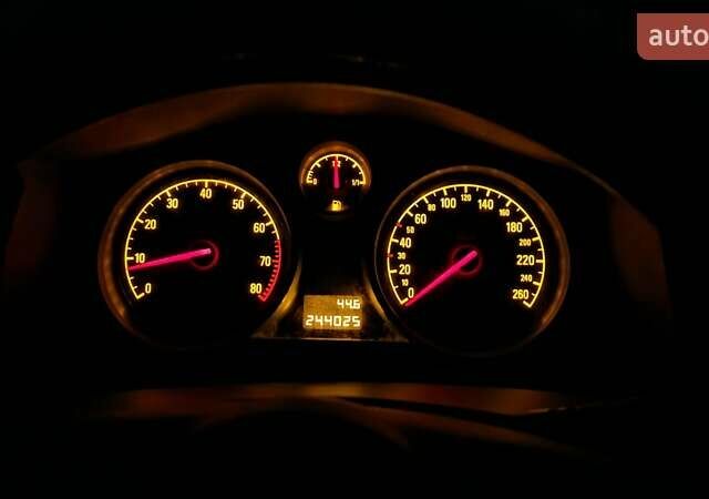 Опель Астра 2009 в Кролевце на Automoto.ua Серый Опель Астра, объемом двигателя 1.4 л и пробегом 244 тыс. км за 4950 $, фото 1 на Automoto.ua