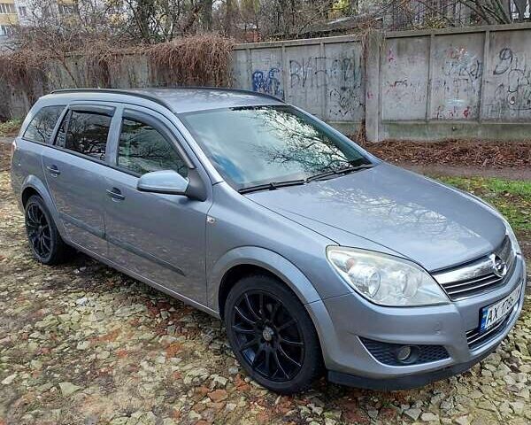 Сірий Опель Астра, об'ємом двигуна 1.6 л та пробігом 240 тис. км за 5500 $, фото 1 на Automoto.ua