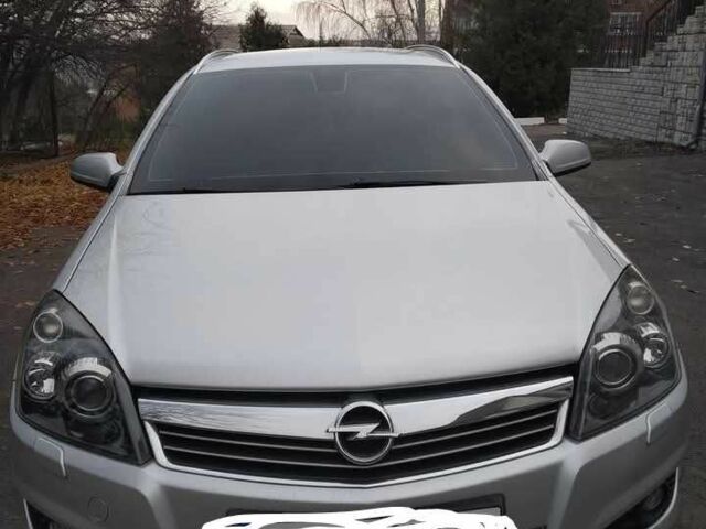 Серый Опель Астра, объемом двигателя 1.6 л и пробегом 250 тыс. км за 6200 $, фото 1 на Automoto.ua