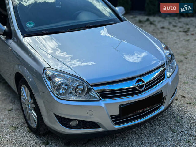 Серый Опель Астра, объемом двигателя 1.6 л и пробегом 210 тыс. км за 5500 $, фото 25 на Automoto.ua