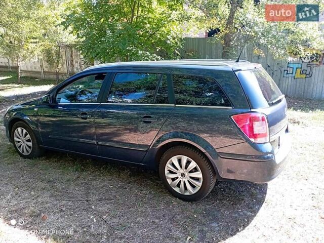 Серый Опель Астра, объемом двигателя 1.6 л и пробегом 221 тыс. км за 5300 $, фото 26 на Automoto.ua