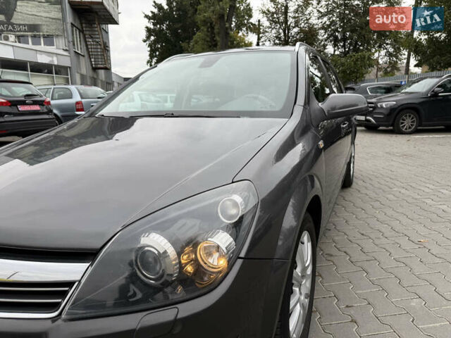 Сірий Опель Астра, об'ємом двигуна 1.7 л та пробігом 270 тис. км за 6400 $, фото 1 на Automoto.ua