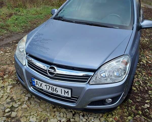 Сірий Опель Астра, об'ємом двигуна 1.6 л та пробігом 240 тис. км за 5500 $, фото 3 на Automoto.ua