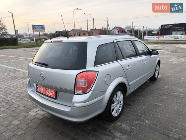 Серый Опель Астра, объемом двигателя 1.6 л и пробегом 229 тыс. км за 6000 $, фото 13 на Automoto.ua