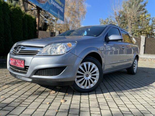 Серый Опель Астра, объемом двигателя 1.6 л и пробегом 228 тыс. км за 5500 $, фото 1 на Automoto.ua