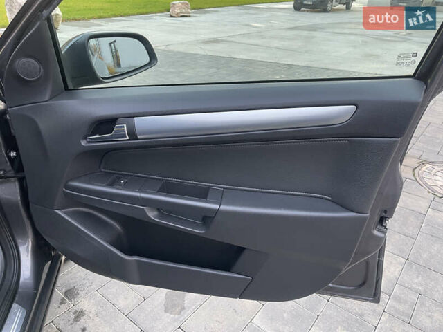 Сірий Опель Астра, об'ємом двигуна 1.6 л та пробігом 198 тис. км за 6500 $, фото 35 на Automoto.ua