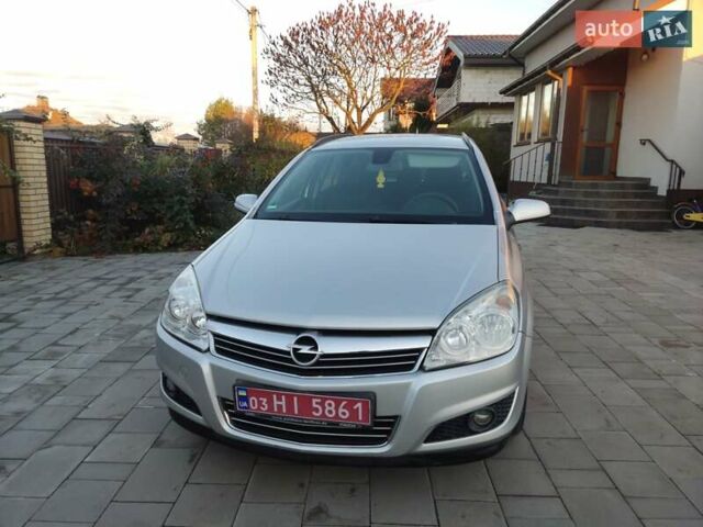 Серый Опель Астра, объемом двигателя 1.6 л и пробегом 240 тыс. км за 5550 $, фото 4 на Automoto.ua