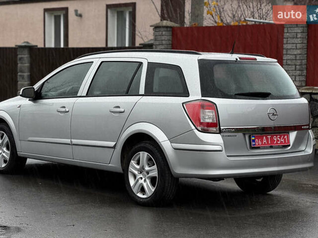 Серый Опель Астра, объемом двигателя 1.4 л и пробегом 199 тыс. км за 5350 $, фото 12 на Automoto.ua