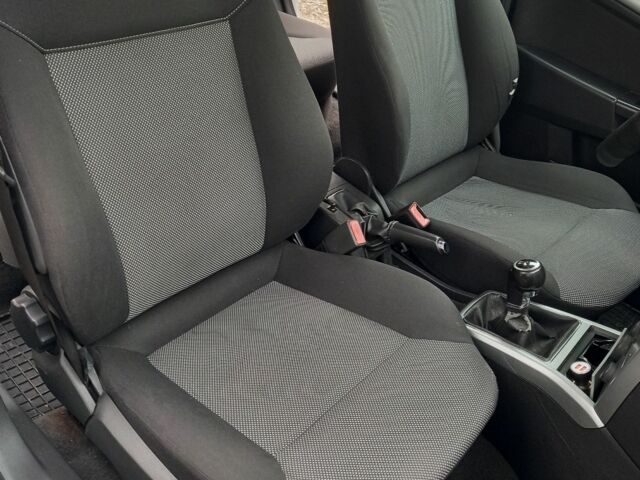 Серый Опель Астра, объемом двигателя 1.6 л и пробегом 280 тыс. км за 5300 $, фото 7 на Automoto.ua