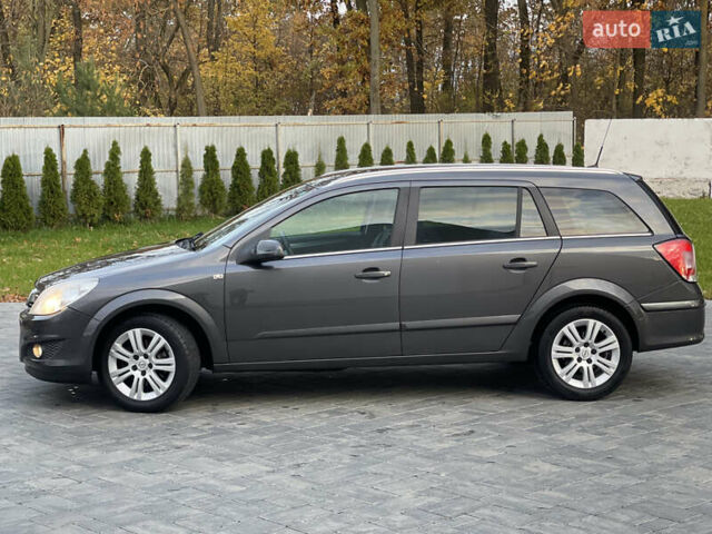 Опель Астра 2009 в Луцке на Automoto.ua Серый Опель Астра, объемом двигателя 1.6 л и пробегом 198 тыс. км за 6500 $, фото 3 на Automoto.ua