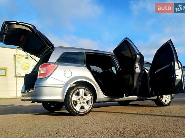 Серый Опель Астра, объемом двигателя 1.6 л и пробегом 200 тыс. км за 6150 $, фото 7 на Automoto.ua