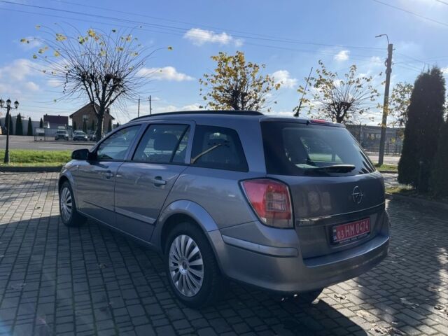 Серый Опель Астра, объемом двигателя 1.6 л и пробегом 228 тыс. км за 5500 $, фото 6 на Automoto.ua