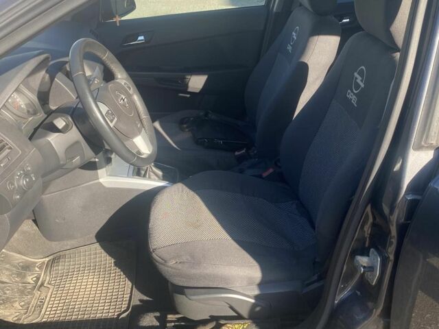 Серый Опель Астра, объемом двигателя 1.4 л и пробегом 216 тыс. км за 5700 $, фото 8 на Automoto.ua