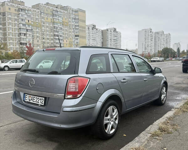 Опель Астра 2009 в Киеве на Automoto.ua Серый Опель Астра, объемом двигателя 1.9 л и пробегом 269 тыс. км за 2850 $, фото 3 на Automoto.ua