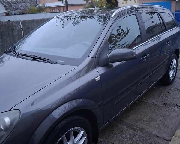 Серый Опель Астра, объемом двигателя 1.6 л и пробегом 197 тыс. км за 6200 $, фото 5 на Automoto.ua