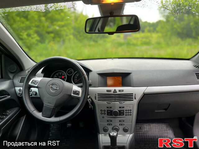 Серый Опель Астра, объемом двигателя 1.6 л и пробегом 253 тыс. км за 5800 $, фото 10 на Automoto.ua