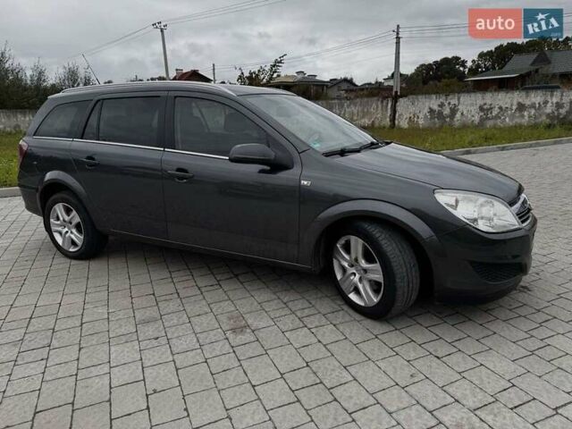 Опель Астра 2009 в Львове на Automoto.ua Серый Опель Астра, объемом двигателя 1.69 л и пробегом 191 тыс. км за 6200 $, фото 4 на Automoto.ua