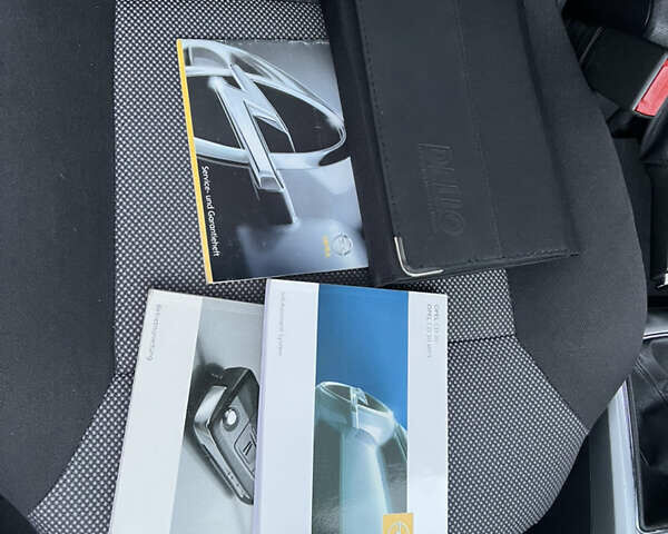 Серый Опель Астра, объемом двигателя 0 л и пробегом 230 тыс. км за 5700 $, фото 67 на Automoto.ua