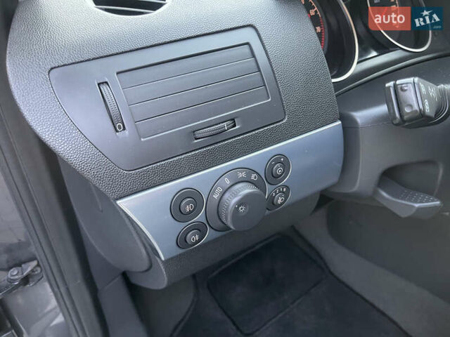 Опель Астра 2009 в Луцке на Automoto.ua Серый Опель Астра, объемом двигателя 1.6 л и пробегом 198 тыс. км за 6500 $, фото 19 на Automoto.ua