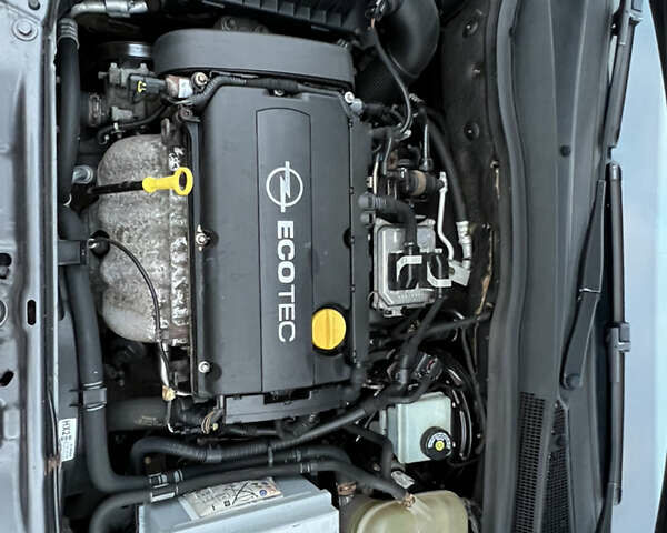 Серый Опель Астра, объемом двигателя 0 л и пробегом 230 тыс. км за 5700 $, фото 51 на Automoto.ua