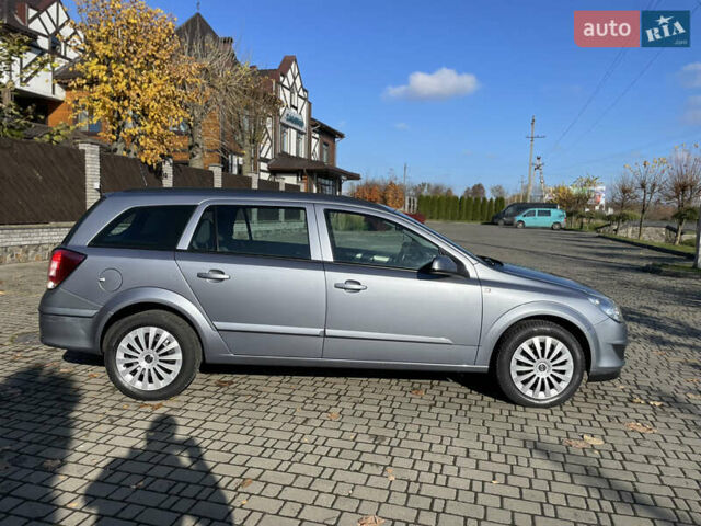 Серый Опель Астра, объемом двигателя 1.6 л и пробегом 228 тыс. км за 5500 $, фото 6 на Automoto.ua