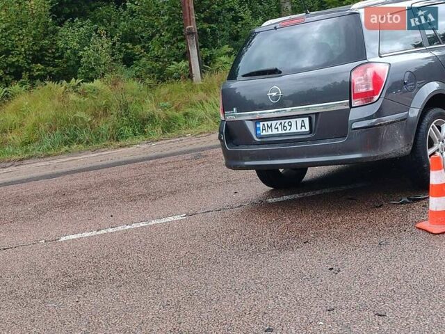 Сірий Опель Астра, об'ємом двигуна 1.6 л та пробігом 240 тис. км за 3000 $, фото 3 на Automoto.ua