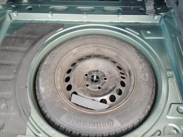 Опель Астра 2009 в Остоге на Automoto.ua Серый Опель Астра, объемом двигателя 1 л и пробегом 206 тыс. км за 5450 $, фото 12 на Automoto.ua