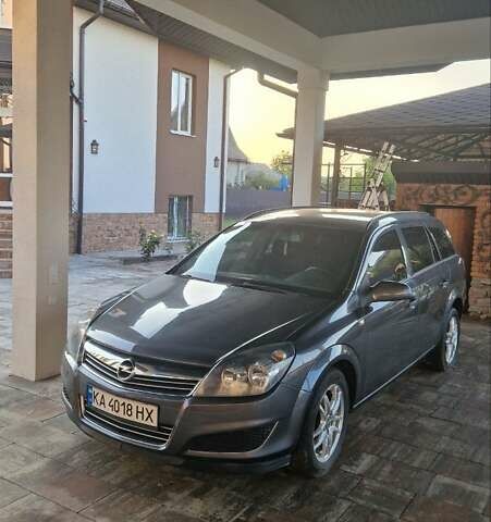 Серый Опель Астра, объемом двигателя 1.6 л и пробегом 220 тыс. км за 5300 $, фото 11 на Automoto.ua