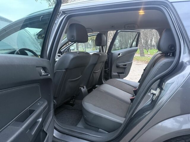 Сірий Опель Астра, об'ємом двигуна 1.7 л та пробігом 271 тис. км за 3300 $, фото 11 на Automoto.ua