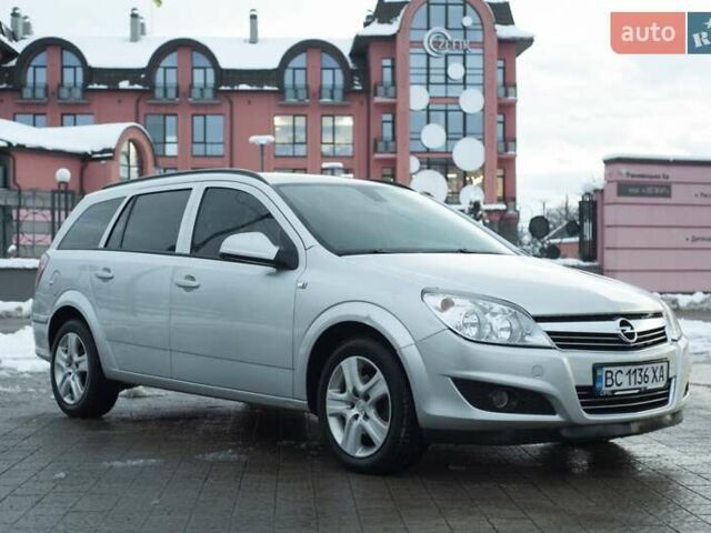 Сірий Опель Астра, об'ємом двигуна 1.7 л та пробігом 220 тис. км за 5600 $, фото 2 на Automoto.ua