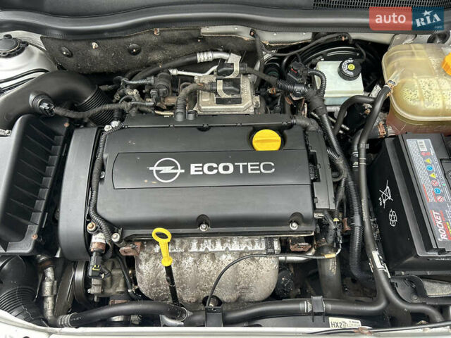 Сірий Опель Астра, об'ємом двигуна 1.6 л та пробігом 152 тис. км за 5999 $, фото 58 на Automoto.ua