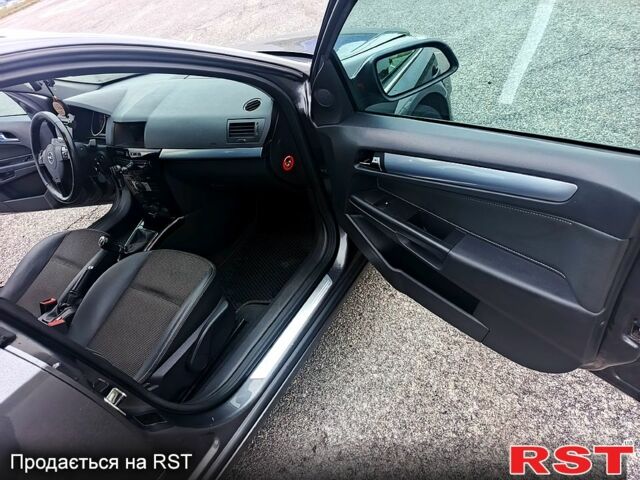 Опель Астра 2009 в Харькове на Automoto.ua Серый Опель Астра, объемом двигателя 1.6 л и пробегом 205 тыс. км за 5300 $, фото 2 на Automoto.ua