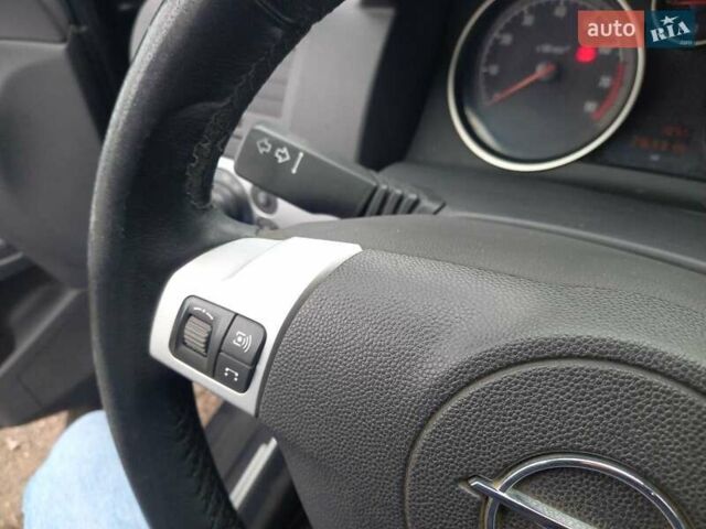 Серый Опель Астра, объемом двигателя 1.6 л и пробегом 263 тыс. км за 6600 $, фото 20 на Automoto.ua