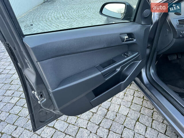 Сірий Опель Астра, об'ємом двигуна 1.6 л та пробігом 202 тис. км за 5900 $, фото 26 на Automoto.ua