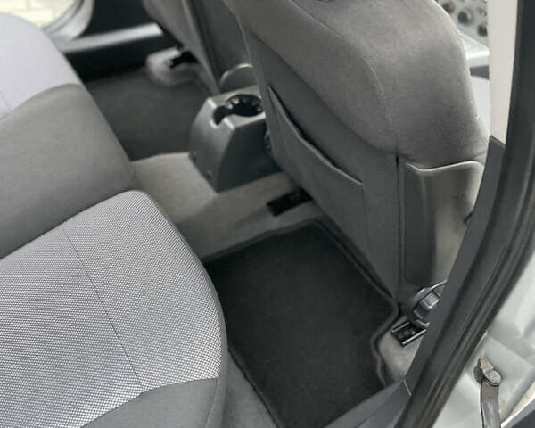 Сірий Опель Астра, об'ємом двигуна 1.6 л та пробігом 206 тис. км за 5600 $, фото 43 на Automoto.ua