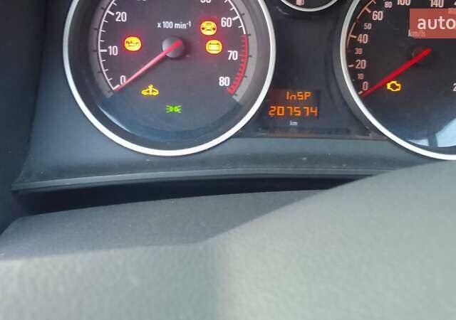 Опель Астра 2009 в Тернополе на Automoto.ua Серый Опель Астра, объемом двигателя 1.8 л и пробегом 208 тыс. км за 5500 $, фото 4 на Automoto.ua