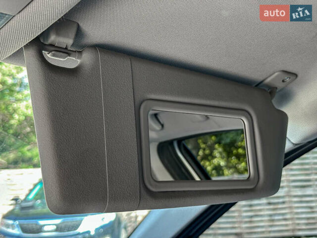 Серый Опель Астра, объемом двигателя 1.6 л и пробегом 210 тыс. км за 5500 $, фото 79 на Automoto.ua