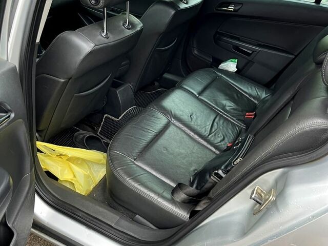 Опель Астра 2009 в Новорад-Волынском на Automoto.ua Серый Опель Астра, объемом двигателя 1.9 л и пробегом 289 тыс. км за 5100 $, фото 9 на Automoto.ua