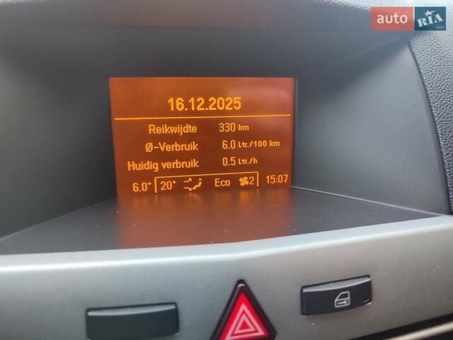 Серый Опель Астра, объемом двигателя 1.7 л и пробегом 279 тыс. км за 5200 $, фото 25 на Automoto.ua