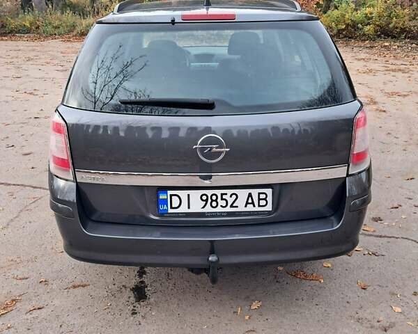 Сірий Опель Астра, об'ємом двигуна 1.6 л та пробігом 220 тис. км за 4700 $, фото 1 на Automoto.ua