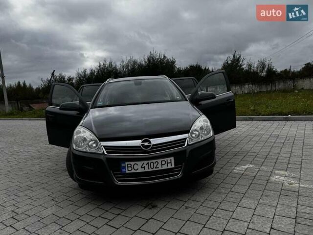 Опель Астра 2009 в Львове на Automoto.ua Серый Опель Астра, объемом двигателя 1.69 л и пробегом 191 тыс. км за 6200 $, фото 1 на Automoto.ua