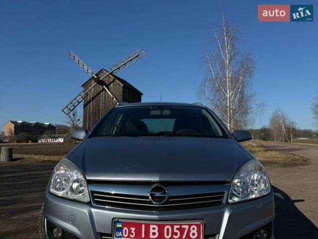 Сірий Опель Астра, об'ємом двигуна 1.6 л та пробігом 211 тис. км за 5950 $, фото 1 на Automoto.ua