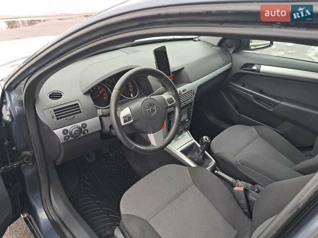 Сірий Опель Астра, об'ємом двигуна 1.4 л та пробігом 180 тис. км за 4999 $, фото 35 на Automoto.ua